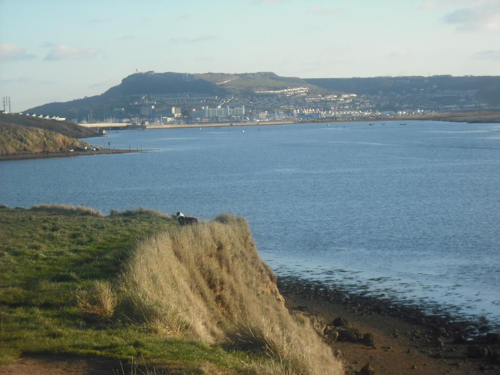 Ishara * Weymouth